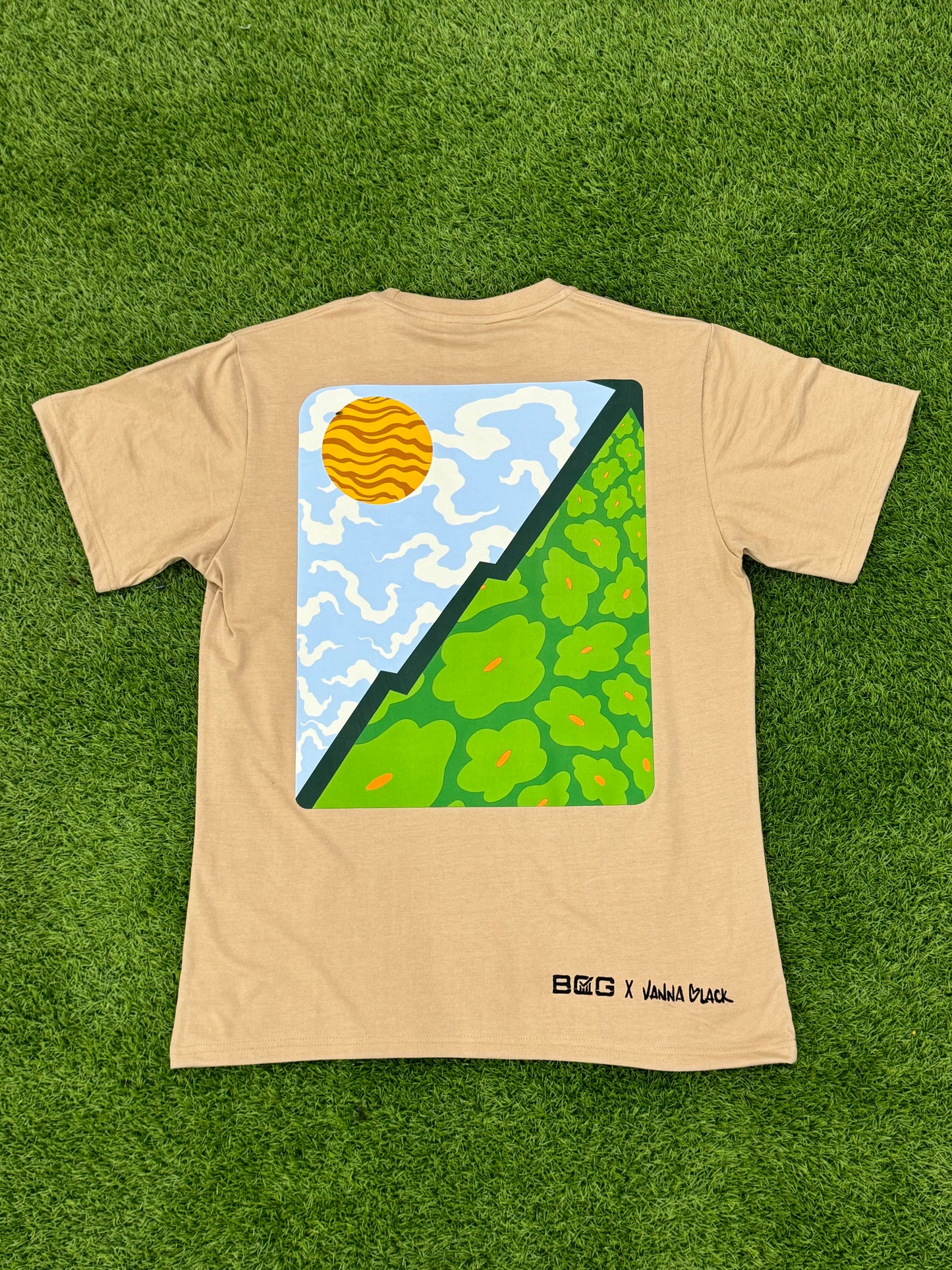 📈BCG x Vanna Black - Navigating Up Tee